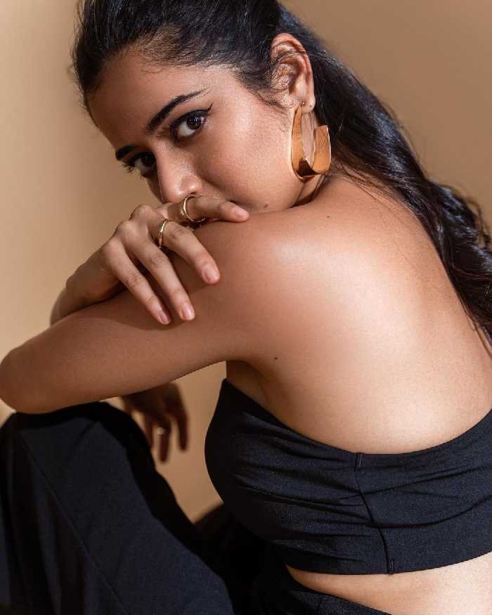 ashika ranganath 15
